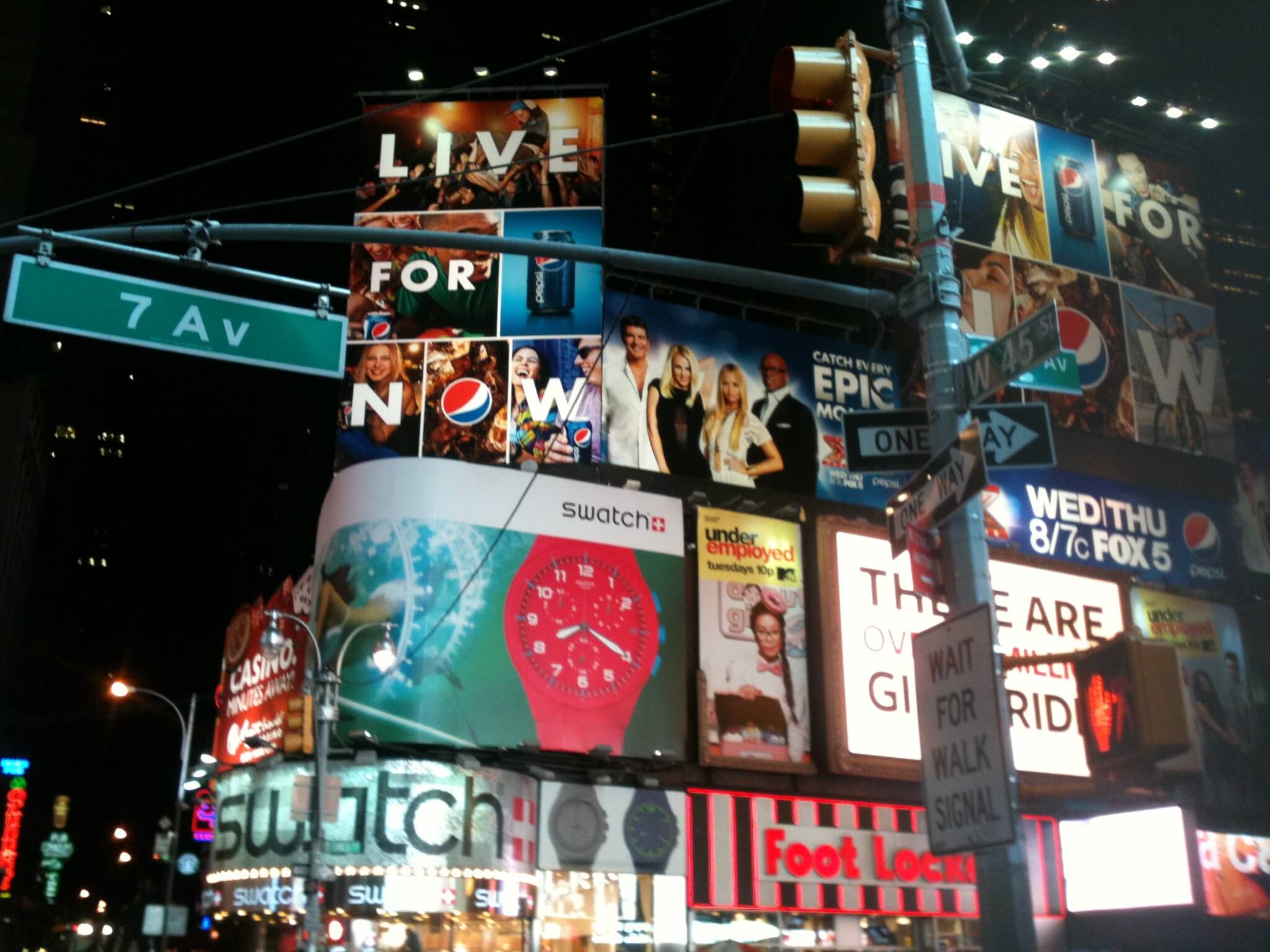 Where to find the best souvenirs from New York?