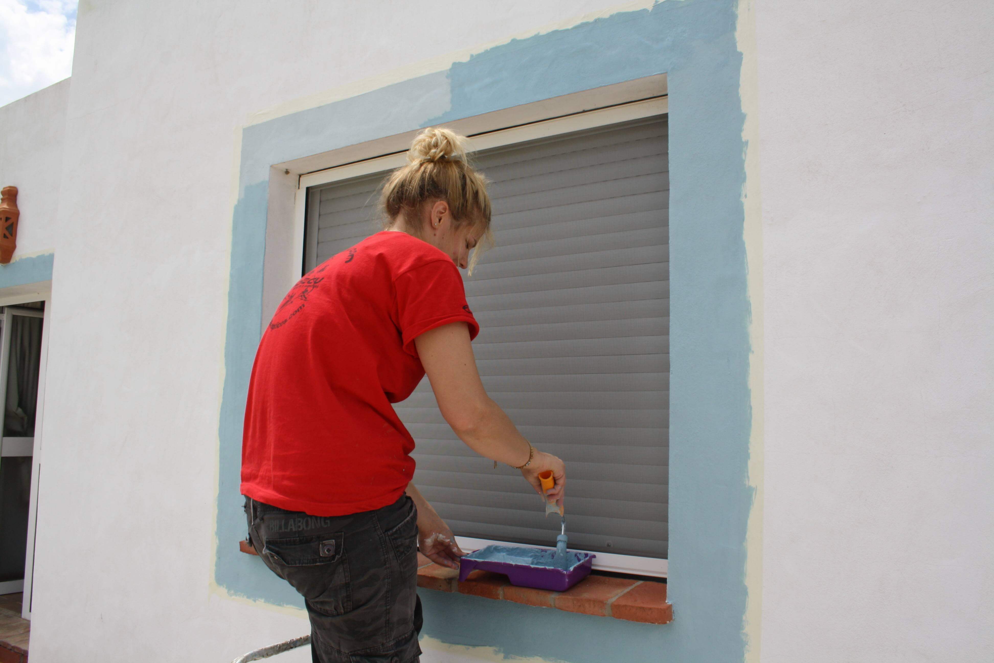 Me painting in Conil, Spain