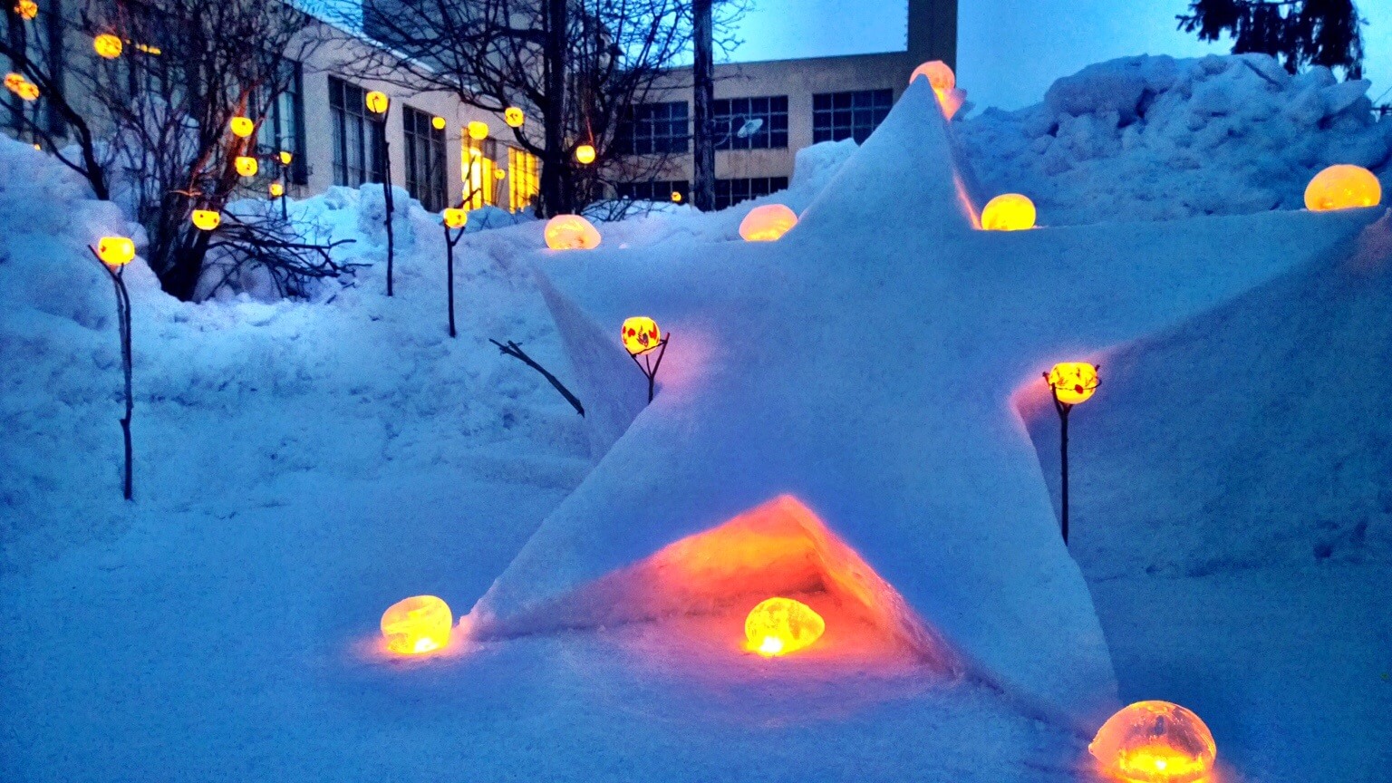 Photos of the Otaru Light Path Festival