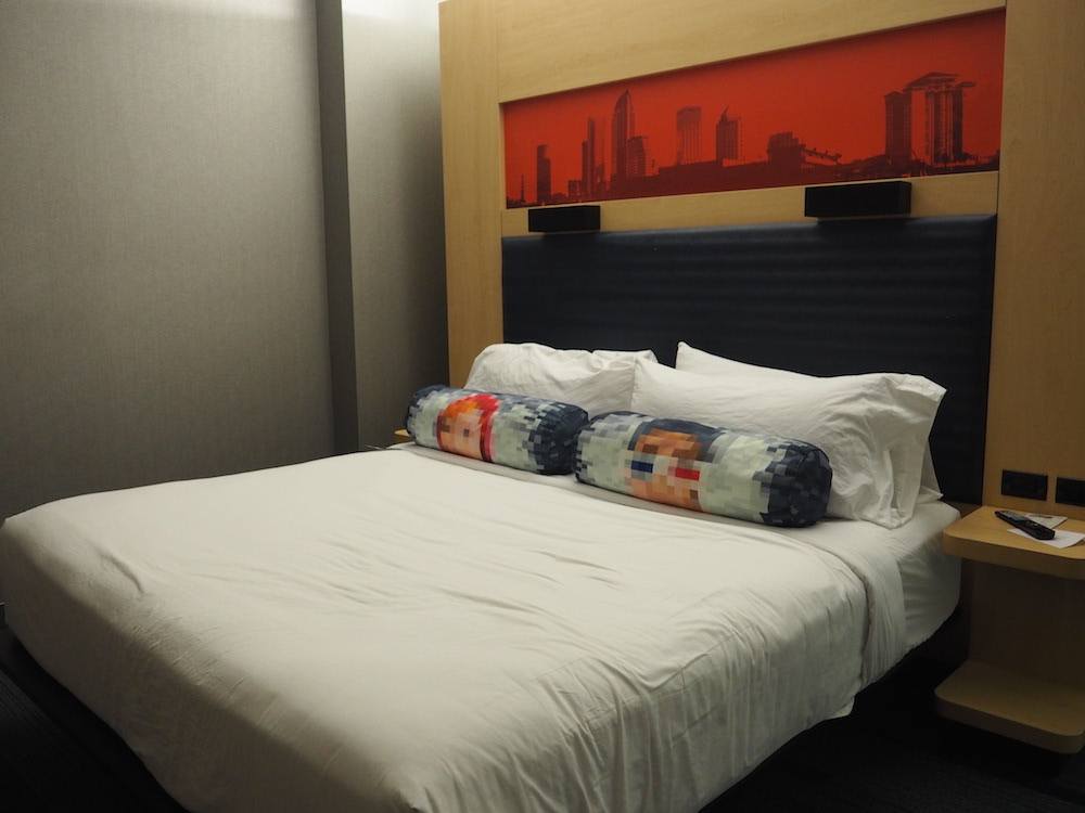 Tampa hotel to stay in Aloft 