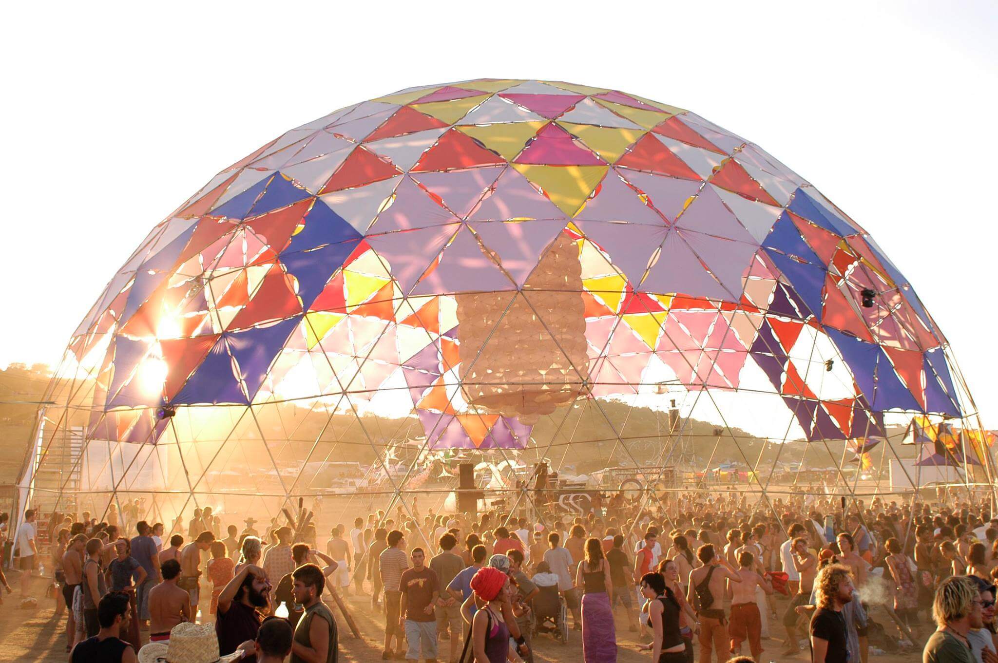 Festivals like Burning Man but different 