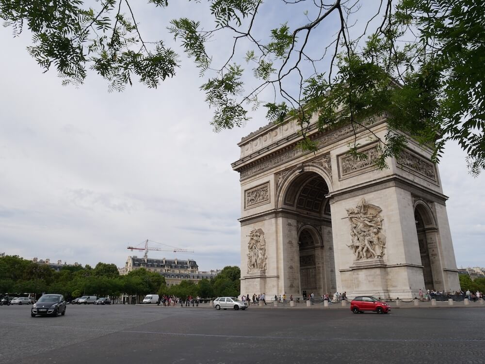 awesome free things to do in Paris