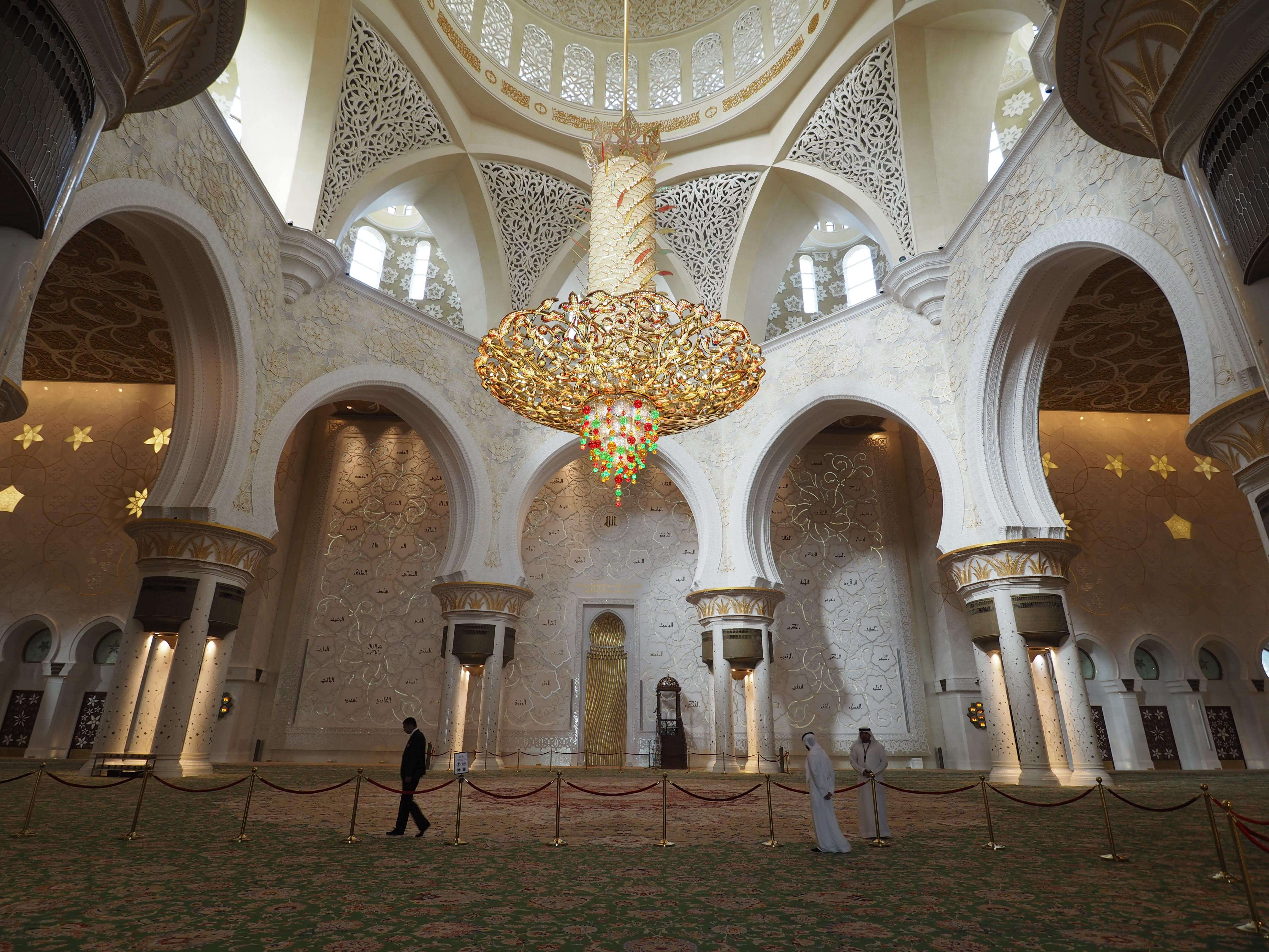 13 hour stopover Abu Dhabi