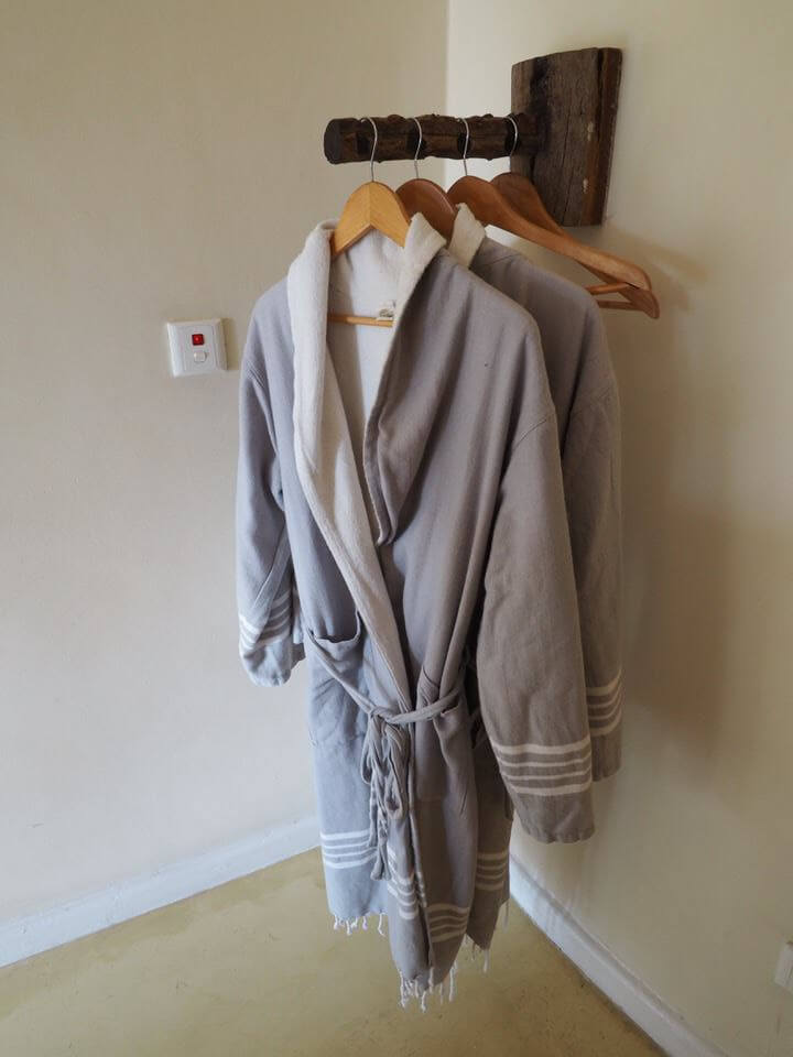 Pulumani Lodge dressing gowns