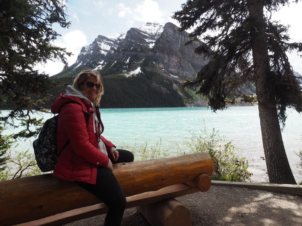 Bucket list canada Relaxing round lake louise