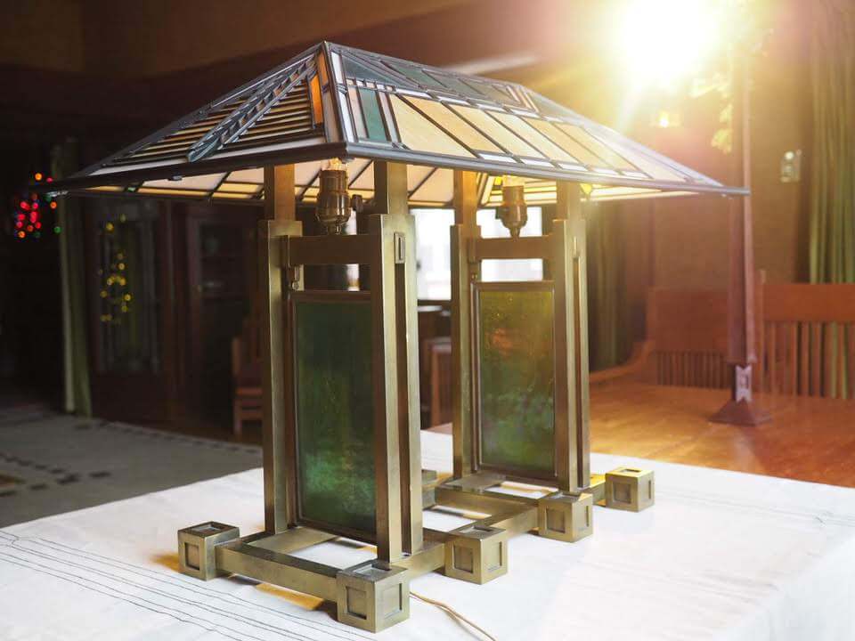 Light Frank Lloyd Wright 