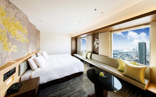where to stay in osaka
