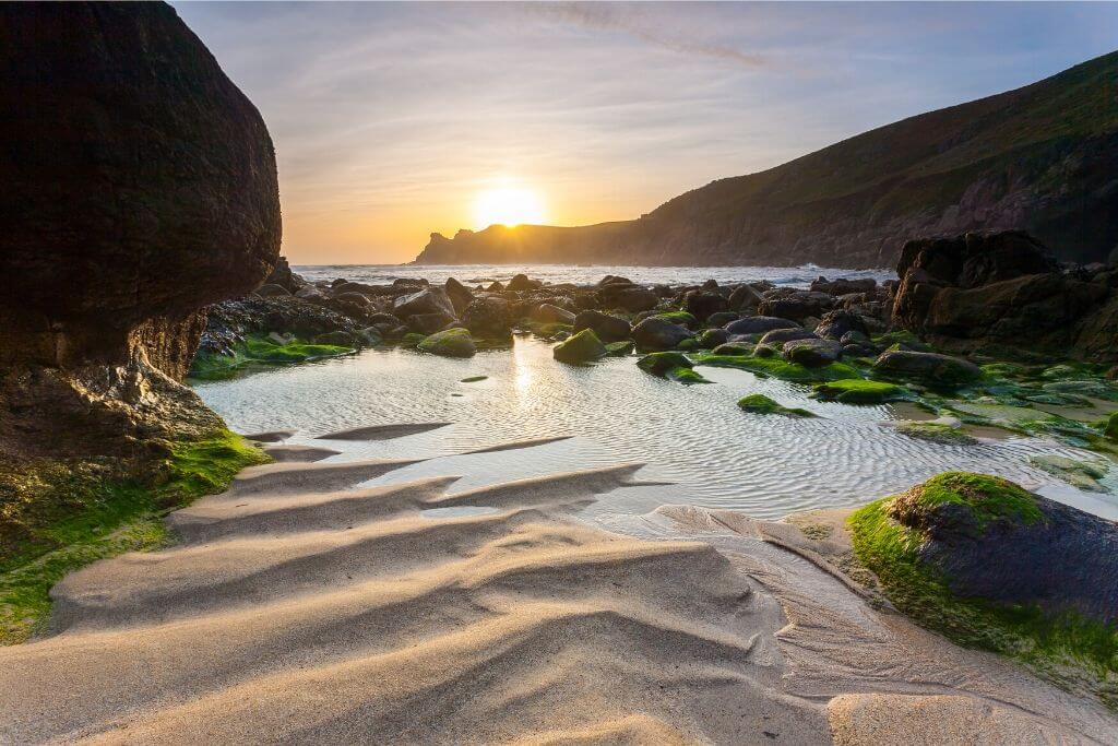 amazing beach in cornwall
