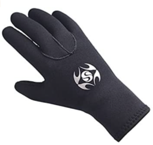 Paddleboarding in winter