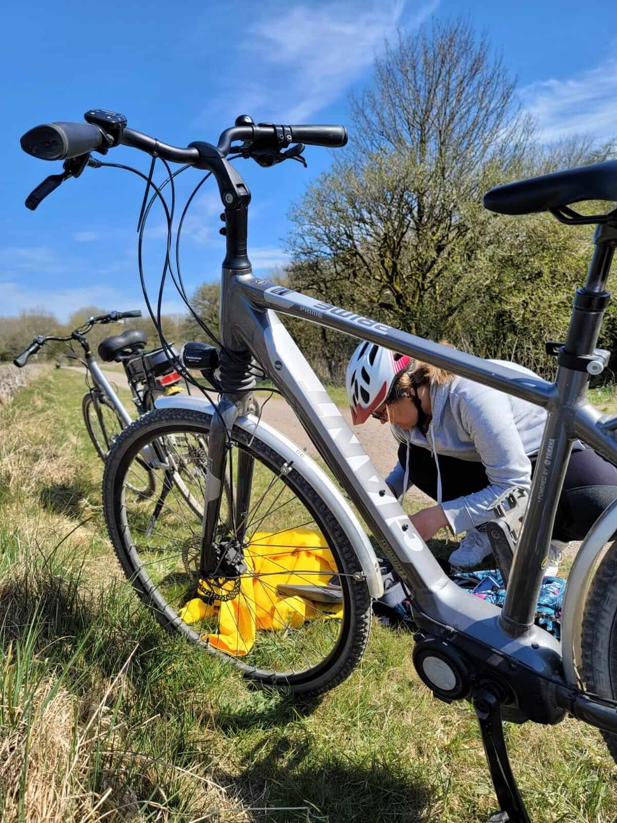 Cycling in the derbyshire dales