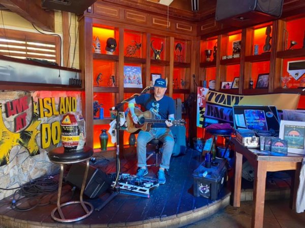 best bars florida keys