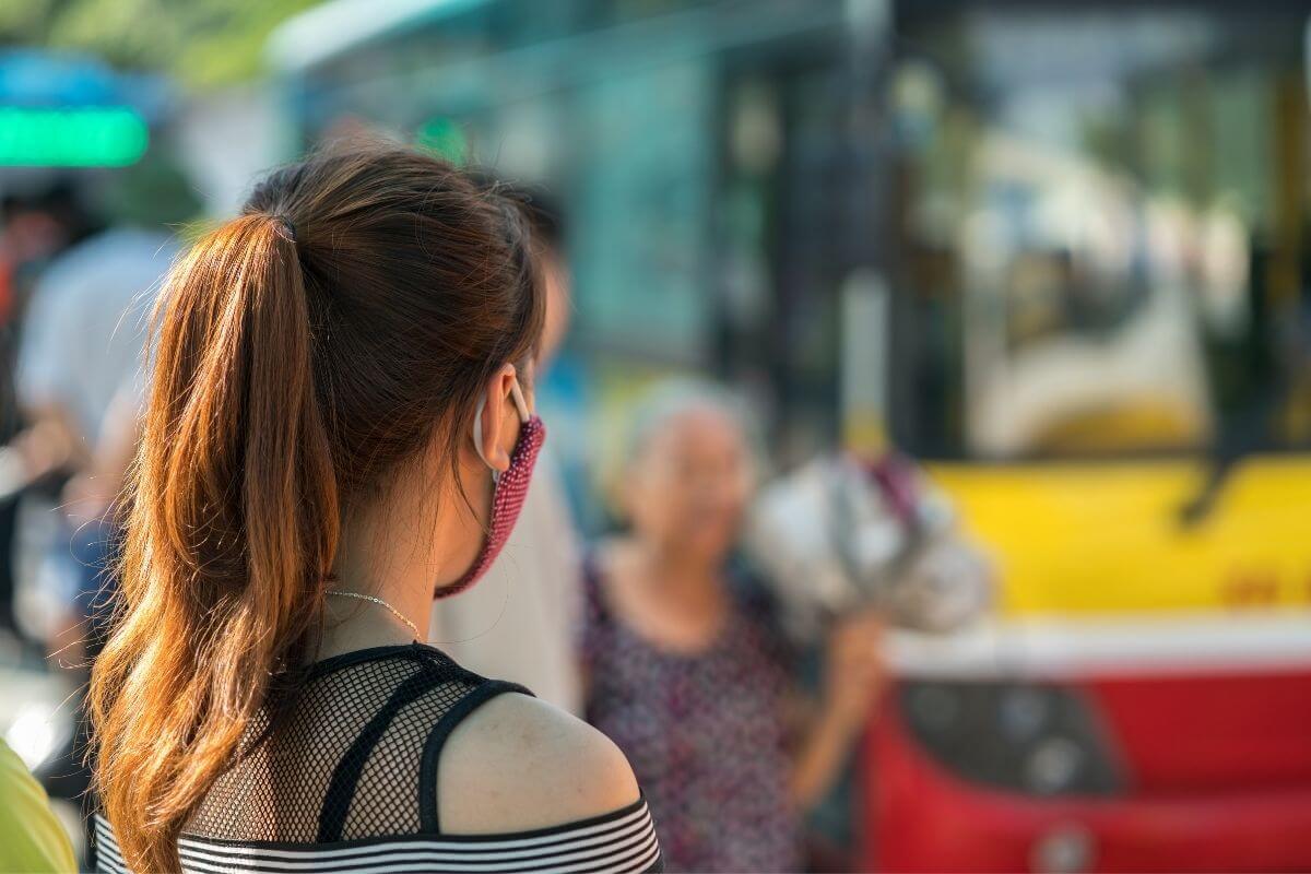 travelling by bus vietnam