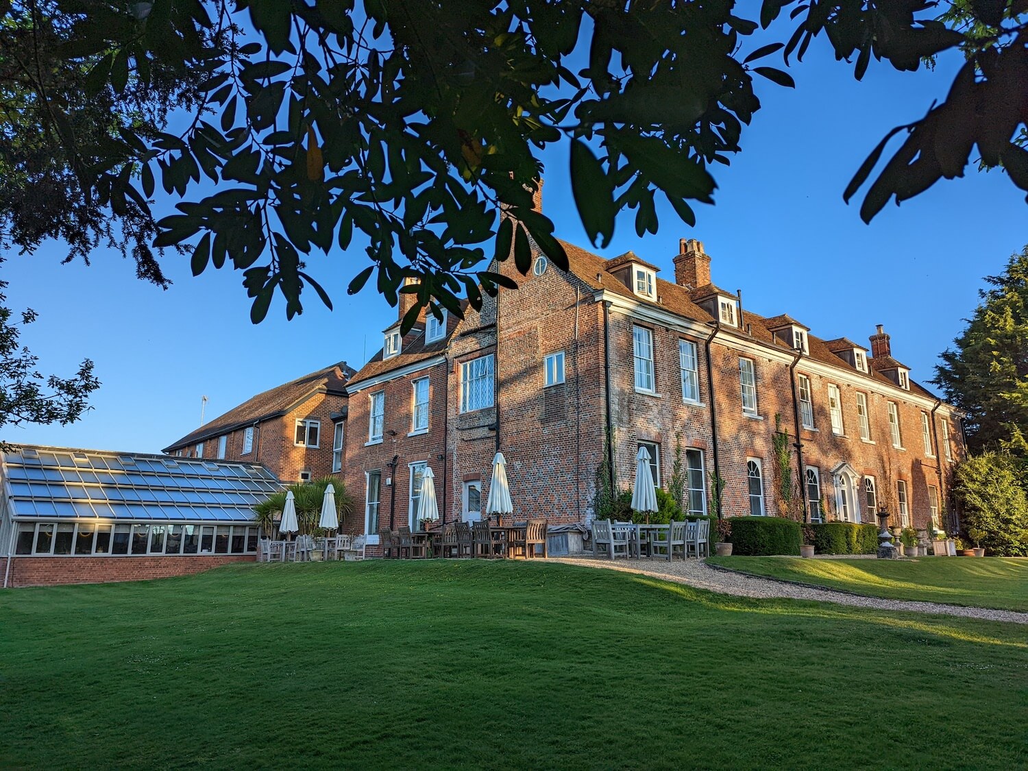 New Park Manor Hotel