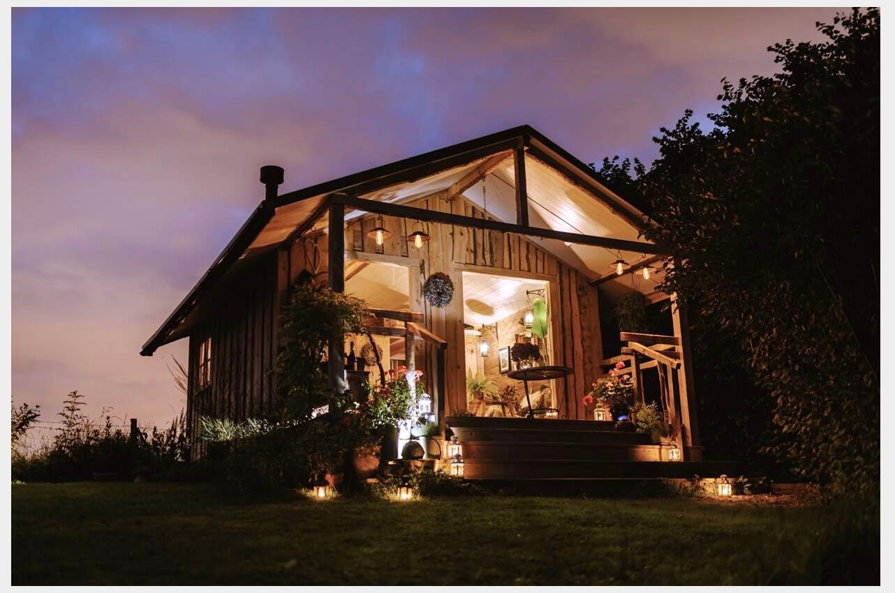 Lazy Bear Hideaway Outside