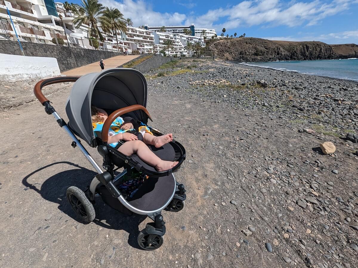 beach family packing list with everything you need to take