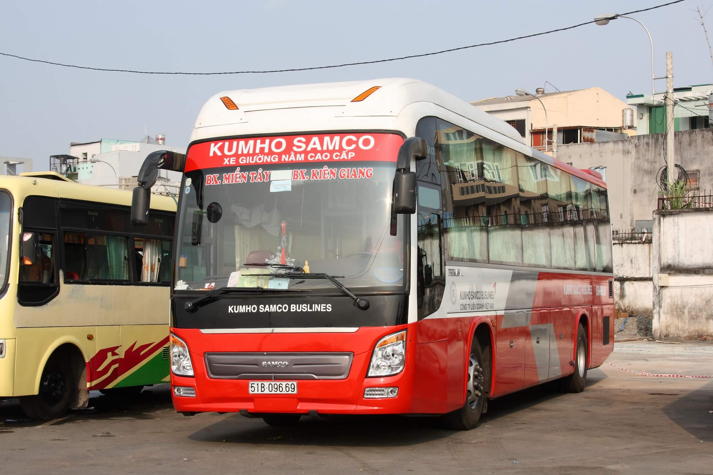 overnight buses in vietnam
