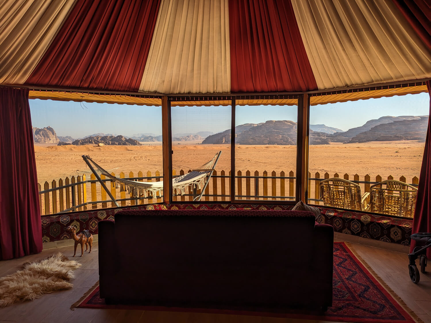 bedroom in wadi rum