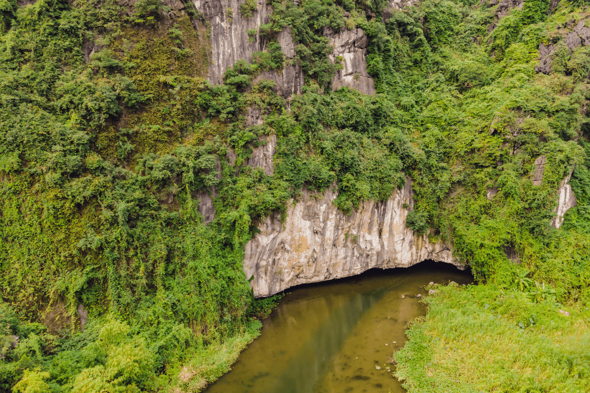 famous tourist spots in vietnam Tam Coc Bich Dong