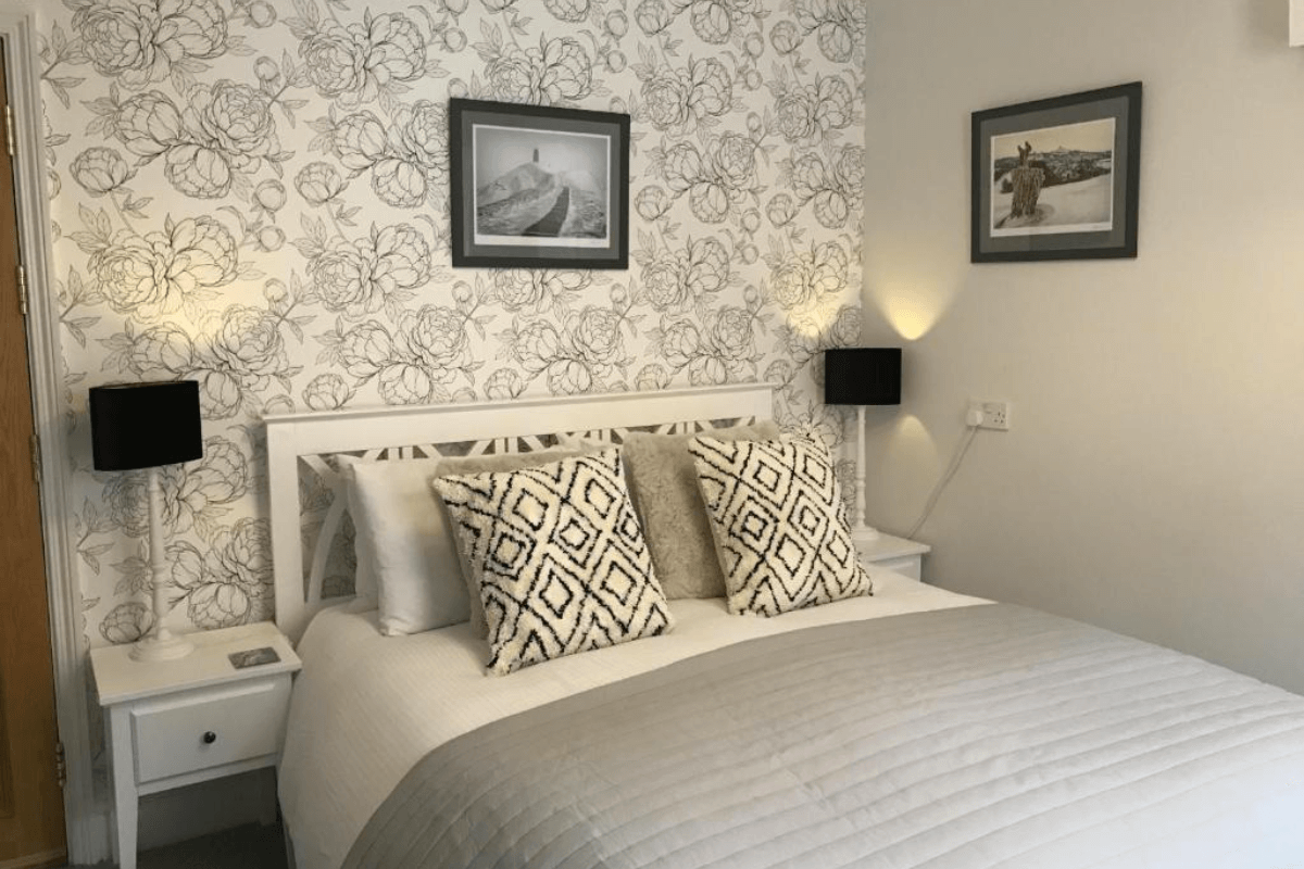 8 Best Hotels Near Glastonbury Festival You Need to Book ASAP (for 2027!)