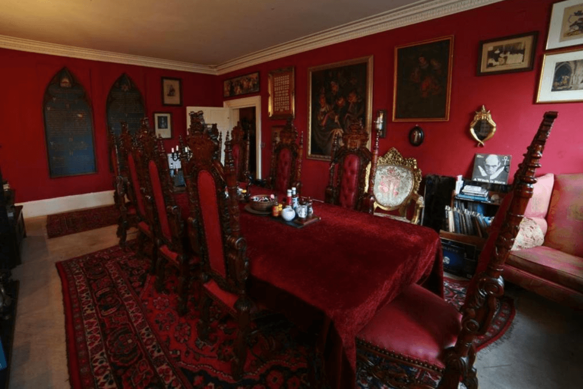 Quirky Hotels near Glastonbury festival