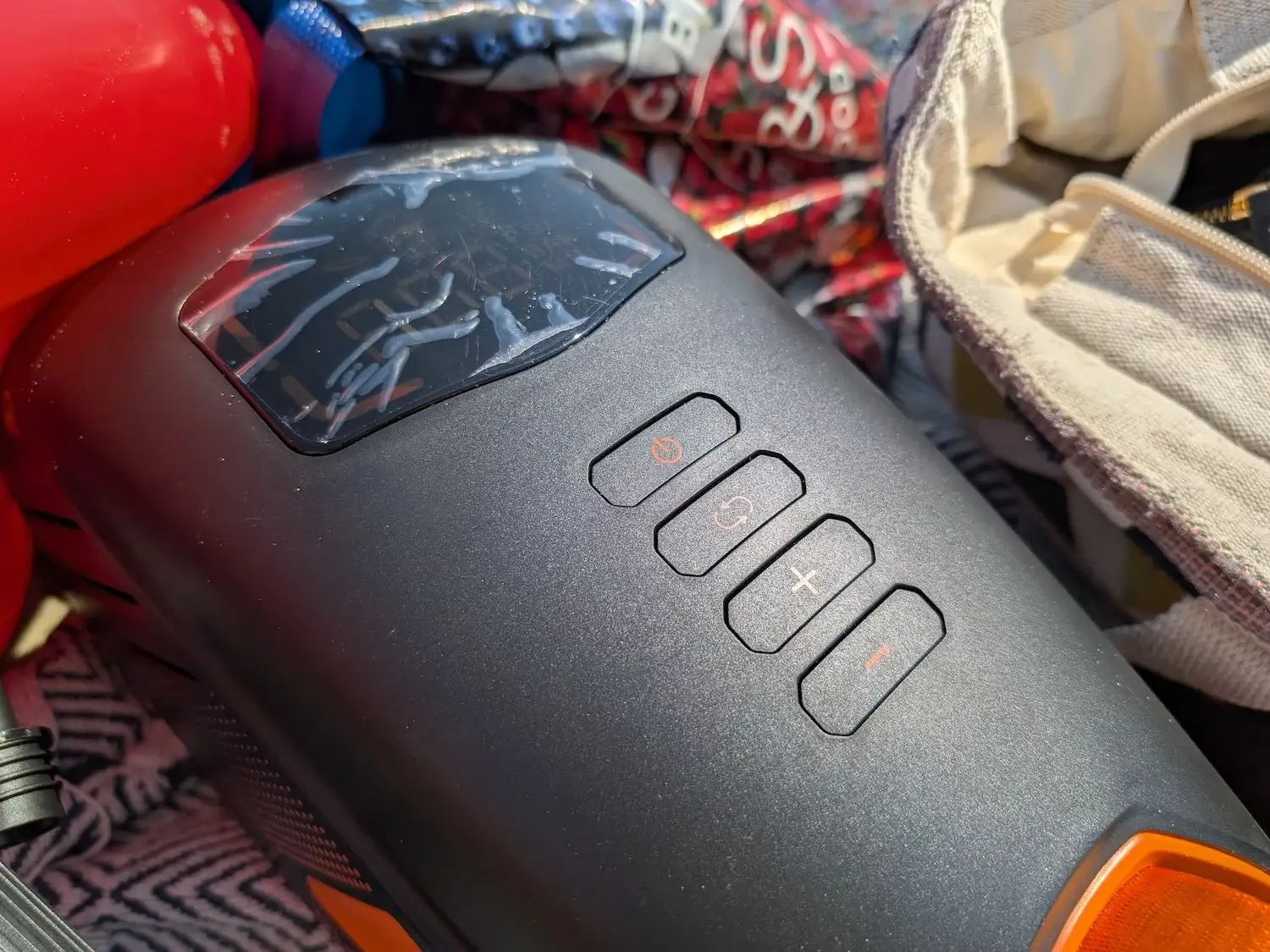 Large buttons make it easier to pump up